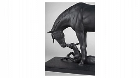 Фигурка Lladro Лошадь и жеребёнок 39х27 см, фарфор