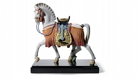 Фигурка Lladro Белый конь надежды 30х31 см, фарфор